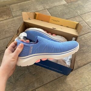 NWT Skechers Slip-On Memory Foam Sport Shoe